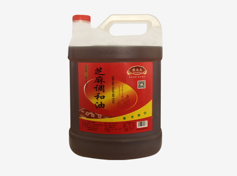 張?zhí)?芝麻調(diào)和油
